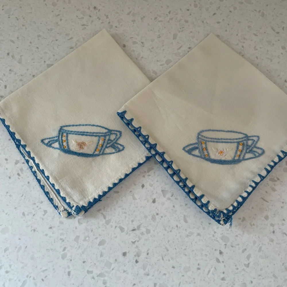 Vintage Embroidered Napkins Tea Cup Design Set of 2 Granny Cottage